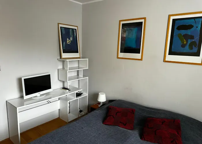 Bu15 アパート トルナヴァ